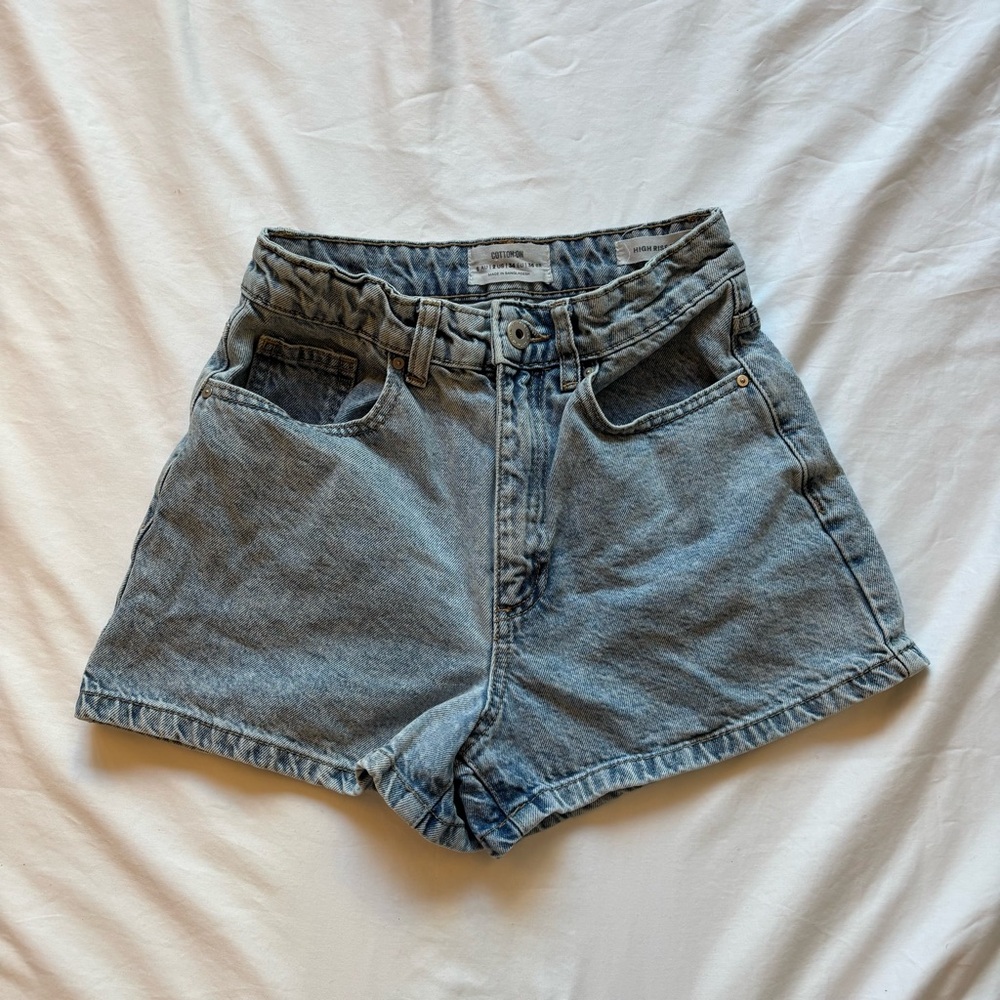 🔥LAST CHANCE🔥 Cotton On Light Blue Jean Shorts